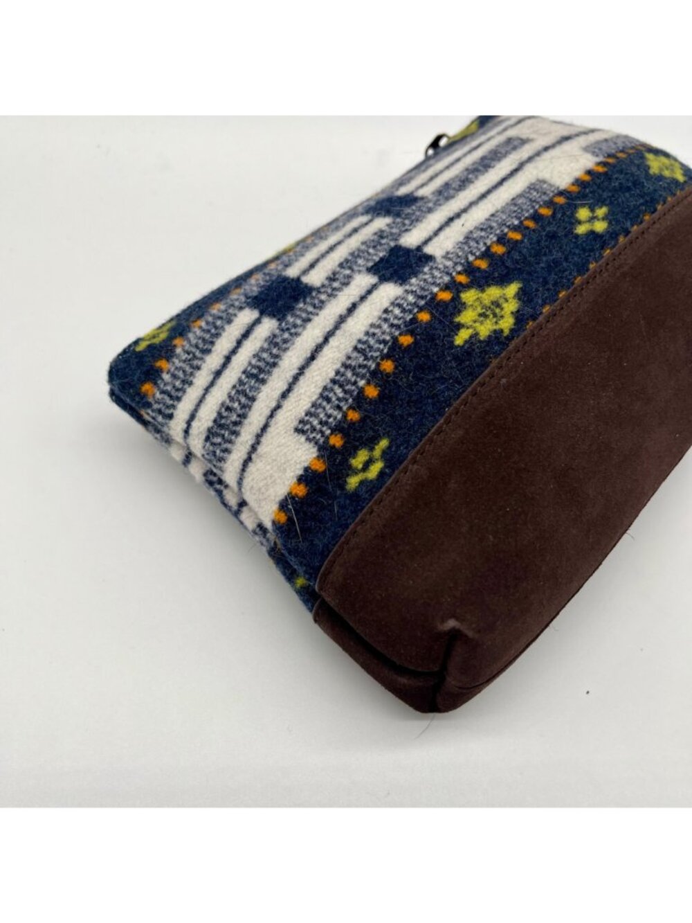 Pendleton Brown Wool And leather Clutch - Picture 9 of 11